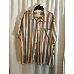 Mutual weave men's button-down short sleeve shirt